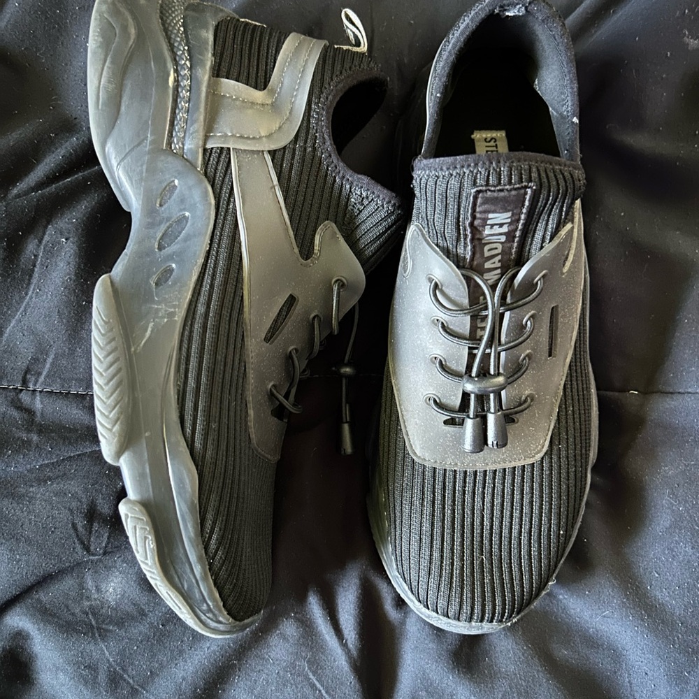 Steve Madden Black Sneakers with Chunky Knit Design